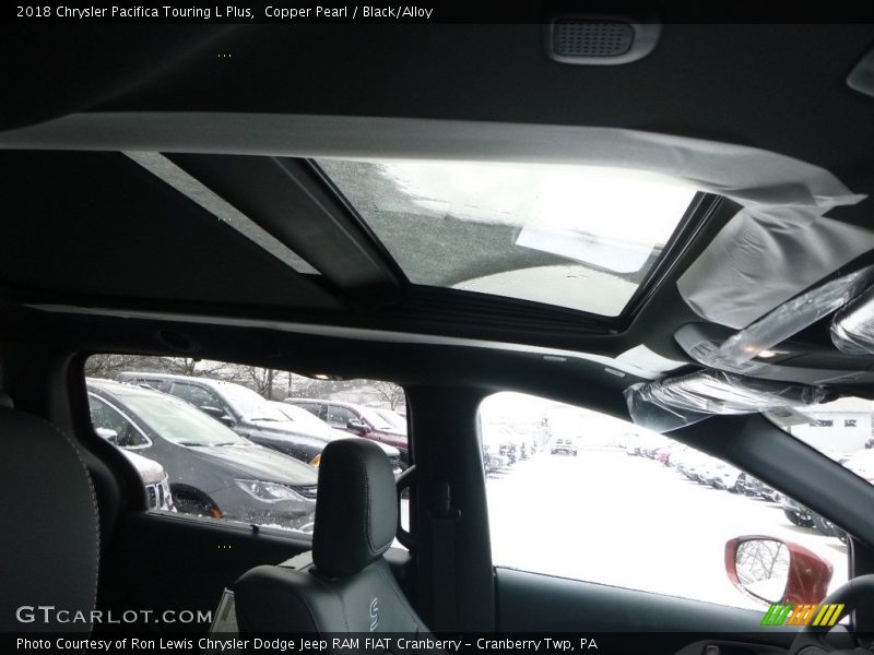 Copper Pearl / Black/Alloy 2018 Chrysler Pacifica Touring L Plus