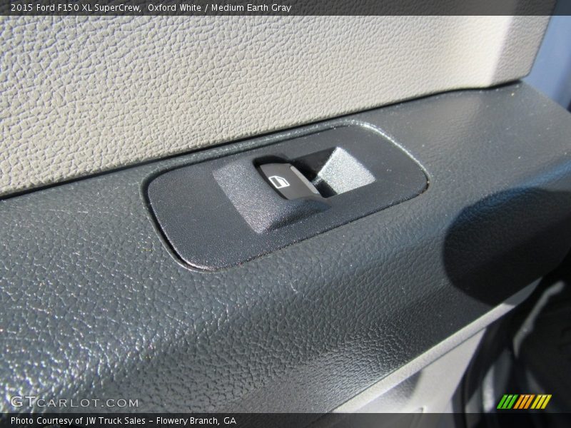 Oxford White / Medium Earth Gray 2015 Ford F150 XL SuperCrew