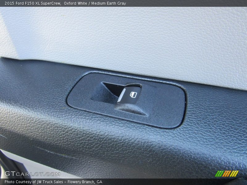 Oxford White / Medium Earth Gray 2015 Ford F150 XL SuperCrew
