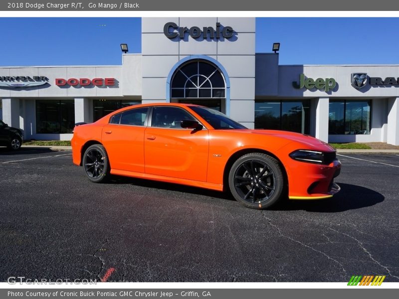 Go Mango / Black 2018 Dodge Charger R/T