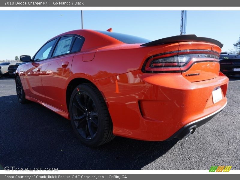 Go Mango / Black 2018 Dodge Charger R/T
