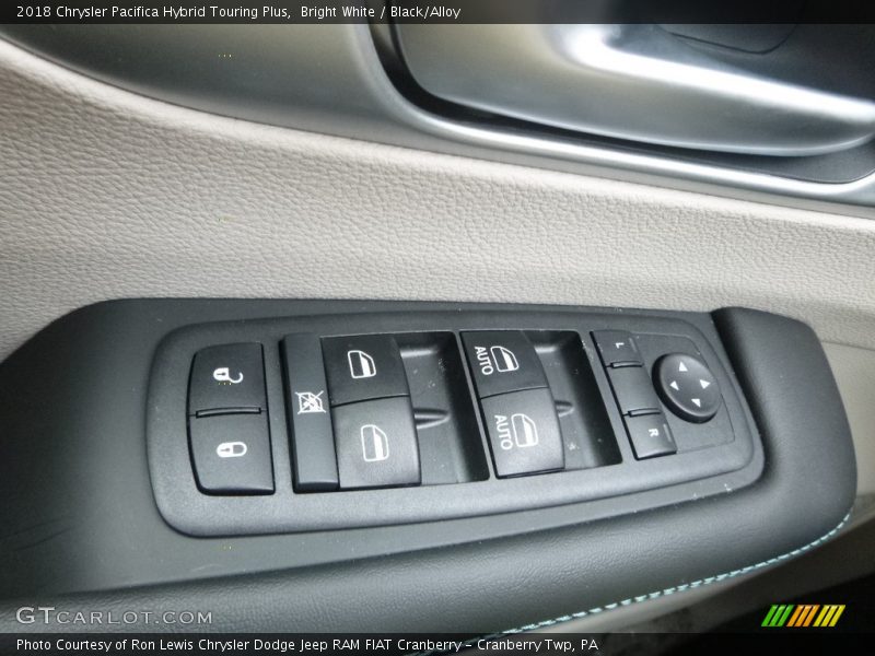 Bright White / Black/Alloy 2018 Chrysler Pacifica Hybrid Touring Plus