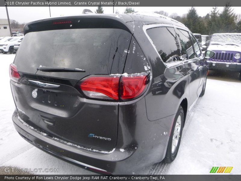 Granite Crystal Metallic / Black/Diesel 2018 Chrysler Pacifica Hybrid Limited