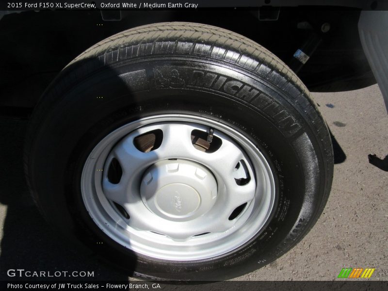 Oxford White / Medium Earth Gray 2015 Ford F150 XL SuperCrew