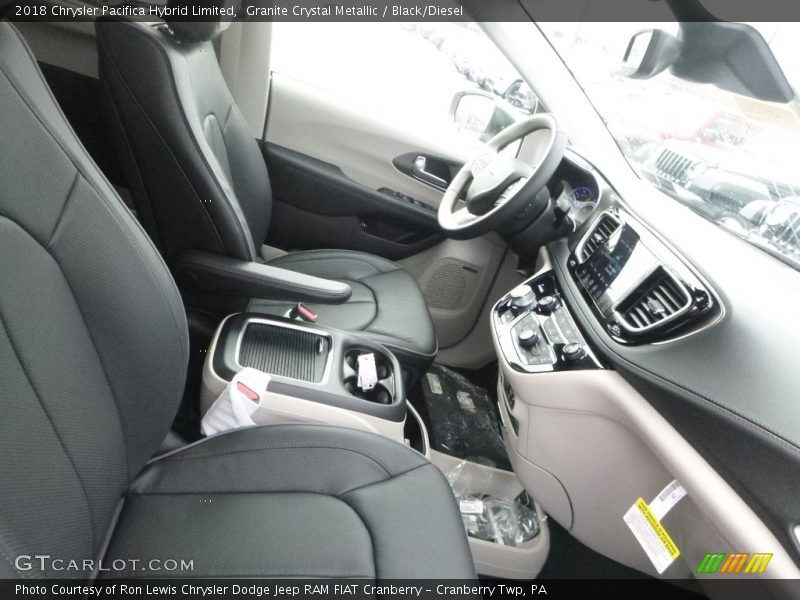 Granite Crystal Metallic / Black/Diesel 2018 Chrysler Pacifica Hybrid Limited
