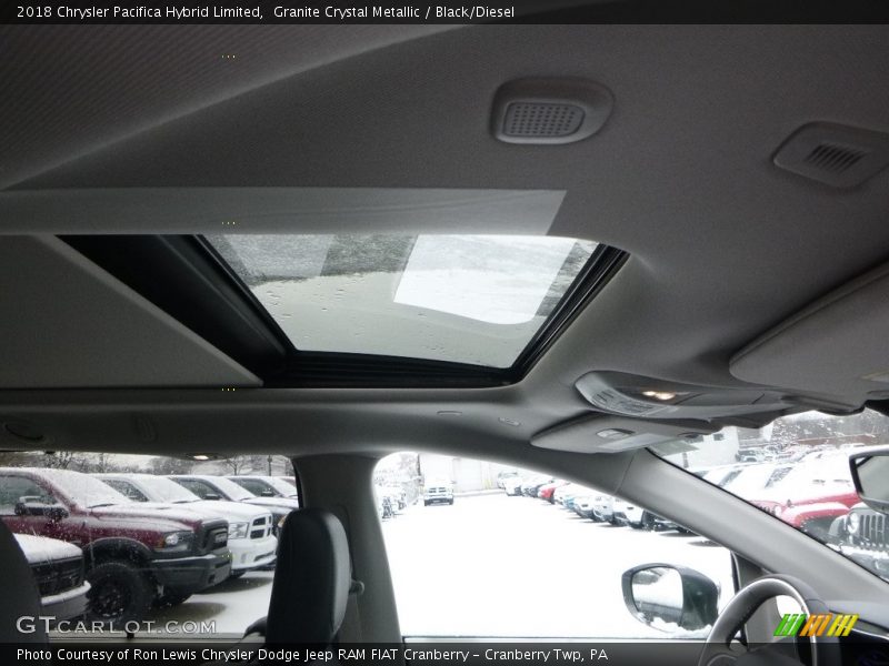Granite Crystal Metallic / Black/Diesel 2018 Chrysler Pacifica Hybrid Limited