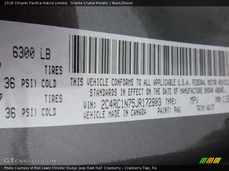 Granite Crystal Metallic / Black/Diesel 2018 Chrysler Pacifica Hybrid Limited