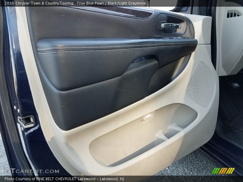True Blue Pearl / Black/Light Graystone 2016 Chrysler Town & Country Touring