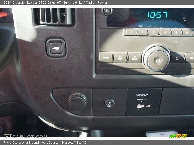 Summit White / Medium Pewter 2014 Chevrolet Express 2500 Cargo WT