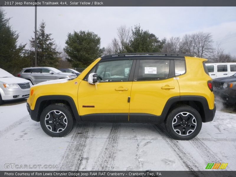 Solar Yellow / Black 2017 Jeep Renegade Trailhawk 4x4