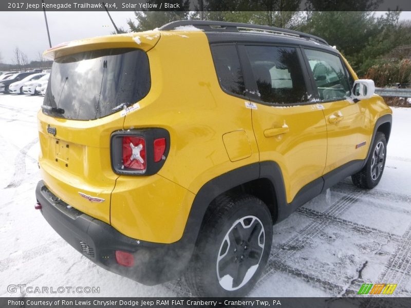 Solar Yellow / Black 2017 Jeep Renegade Trailhawk 4x4
