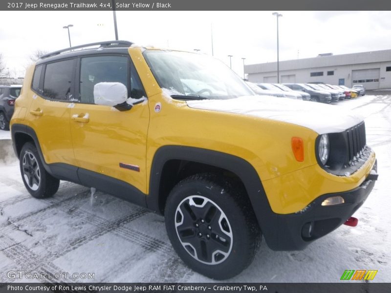 Solar Yellow / Black 2017 Jeep Renegade Trailhawk 4x4