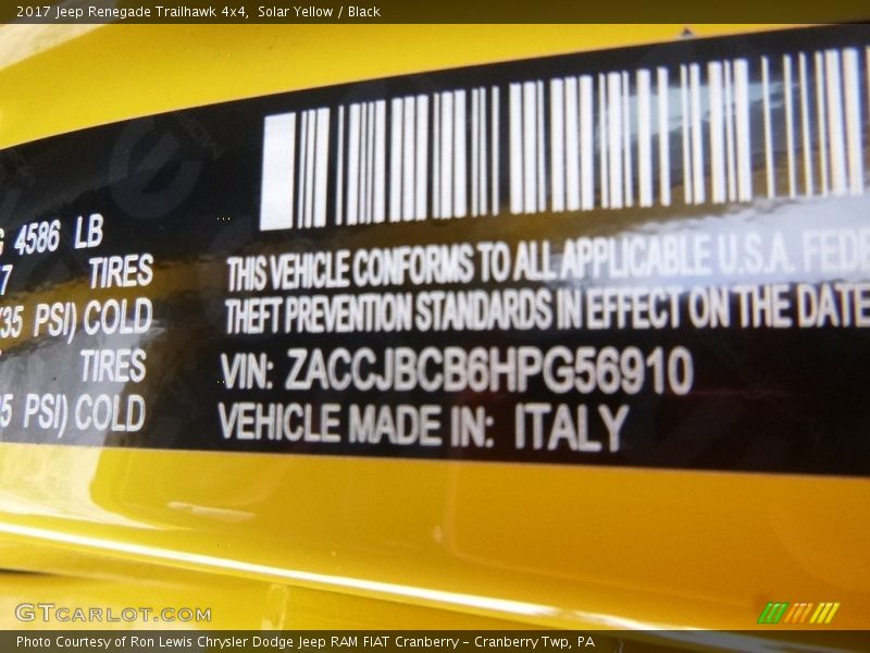 Solar Yellow / Black 2017 Jeep Renegade Trailhawk 4x4