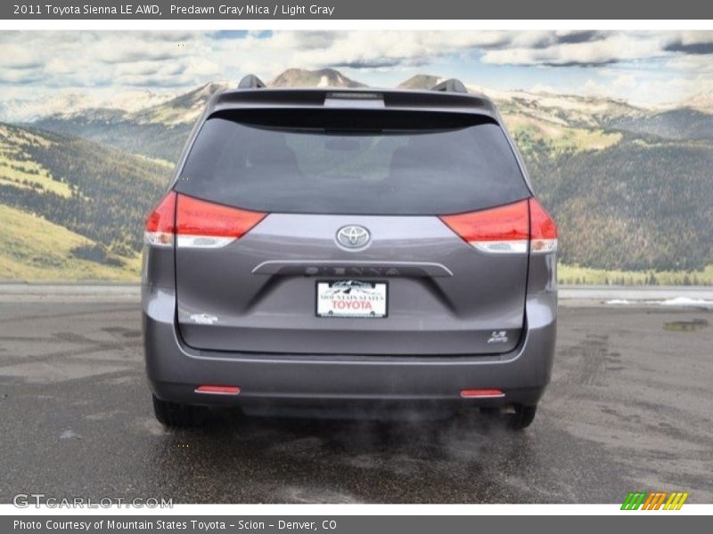 Predawn Gray Mica / Light Gray 2011 Toyota Sienna LE AWD