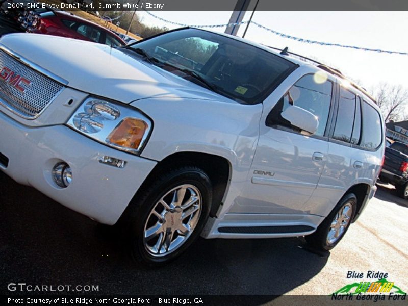 Summit White / Ebony 2007 GMC Envoy Denali 4x4