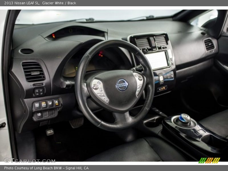 Glacier White / Black 2013 Nissan LEAF SL