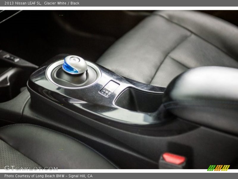Glacier White / Black 2013 Nissan LEAF SL