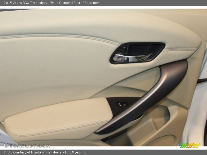 White Diamond Pearl / Parchment 2015 Acura RDX Technology