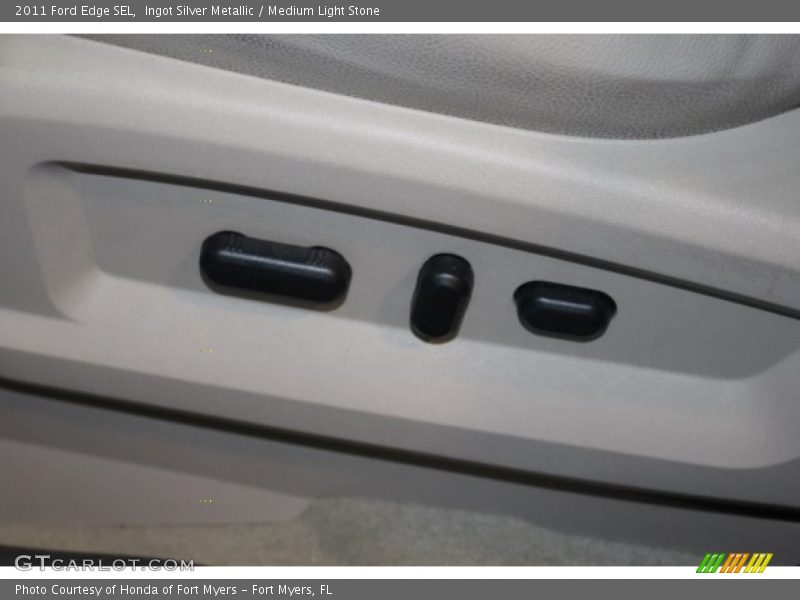 Ingot Silver Metallic / Medium Light Stone 2011 Ford Edge SEL