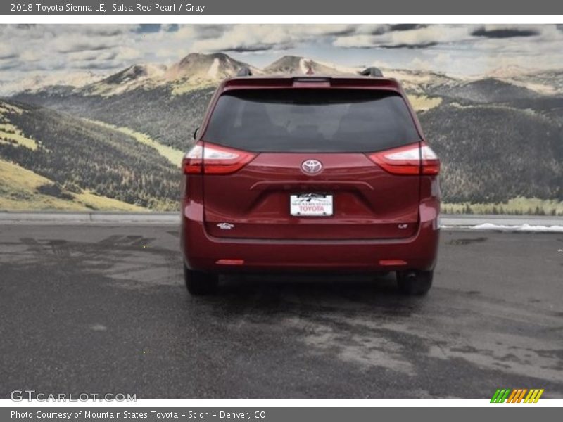 Salsa Red Pearl / Gray 2018 Toyota Sienna LE