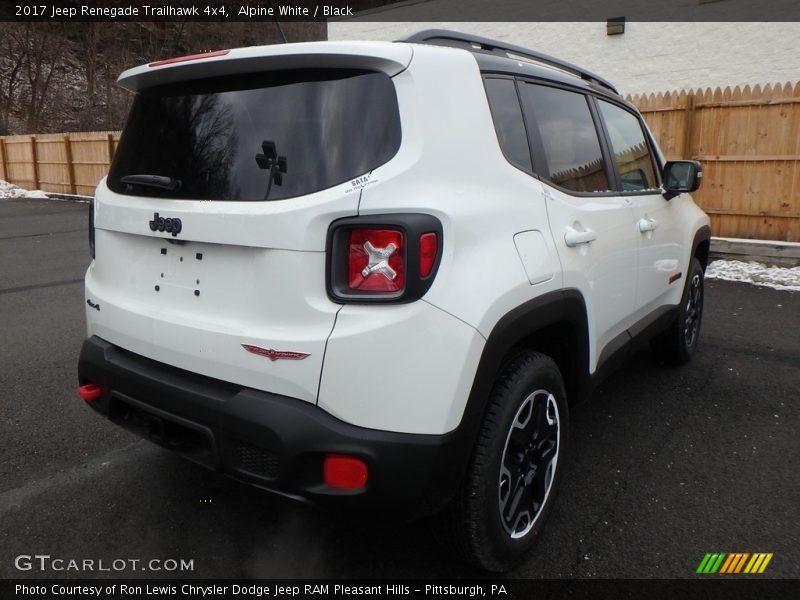 Alpine White / Black 2017 Jeep Renegade Trailhawk 4x4