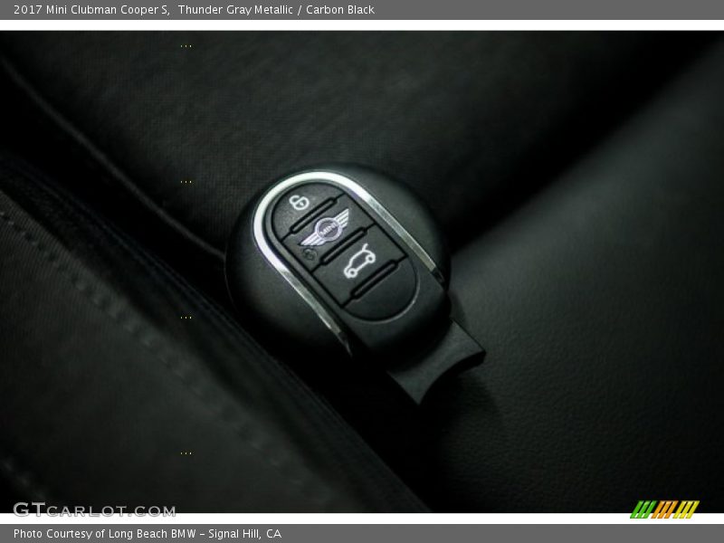 Thunder Gray Metallic / Carbon Black 2017 Mini Clubman Cooper S