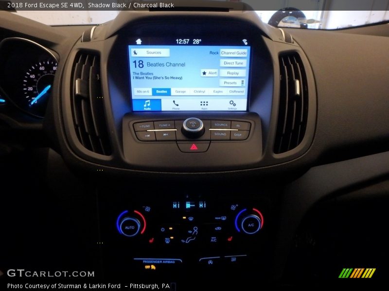 Shadow Black / Charcoal Black 2018 Ford Escape SE 4WD
