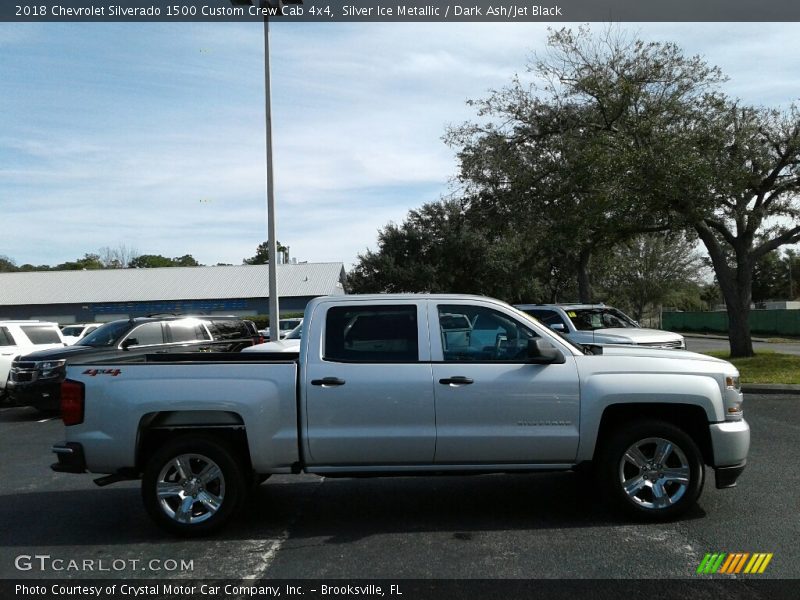 Silver Ice Metallic / Dark Ash/Jet Black 2018 Chevrolet Silverado 1500 Custom Crew Cab 4x4