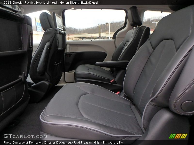 Molten Silver / Black/Diesel 2018 Chrysler Pacifica Hybrid Limited