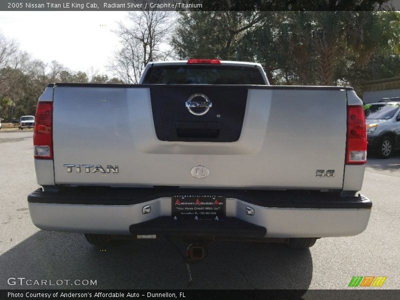 Radiant Silver / Graphite/Titanium 2005 Nissan Titan LE King Cab