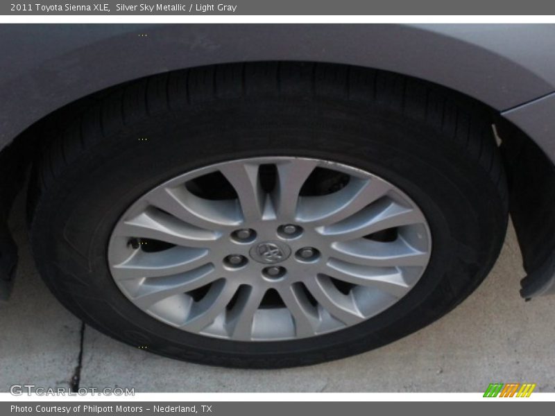 Silver Sky Metallic / Light Gray 2011 Toyota Sienna XLE