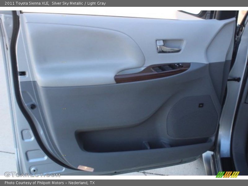 Silver Sky Metallic / Light Gray 2011 Toyota Sienna XLE