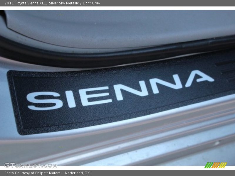 Silver Sky Metallic / Light Gray 2011 Toyota Sienna XLE