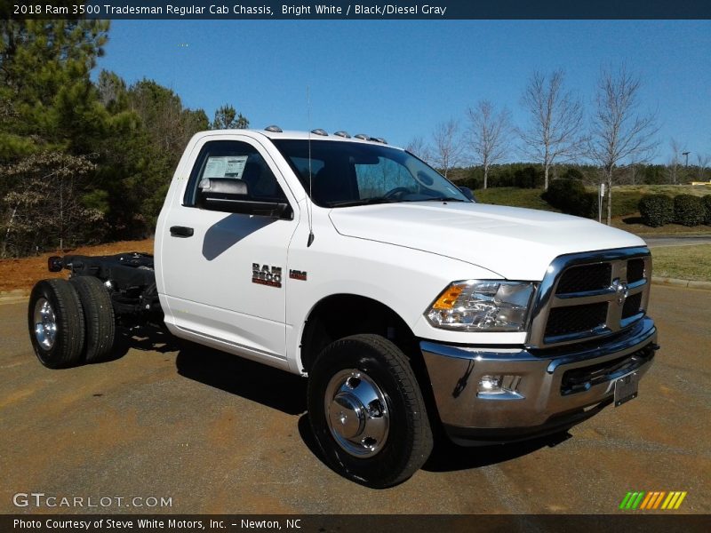 Bright White / Black/Diesel Gray 2018 Ram 3500 Tradesman Regular Cab Chassis