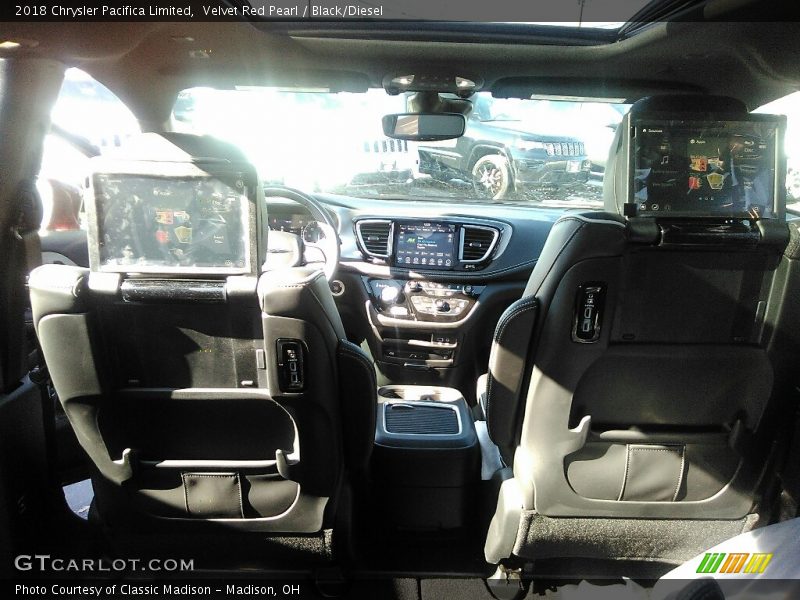 Velvet Red Pearl / Black/Diesel 2018 Chrysler Pacifica Limited
