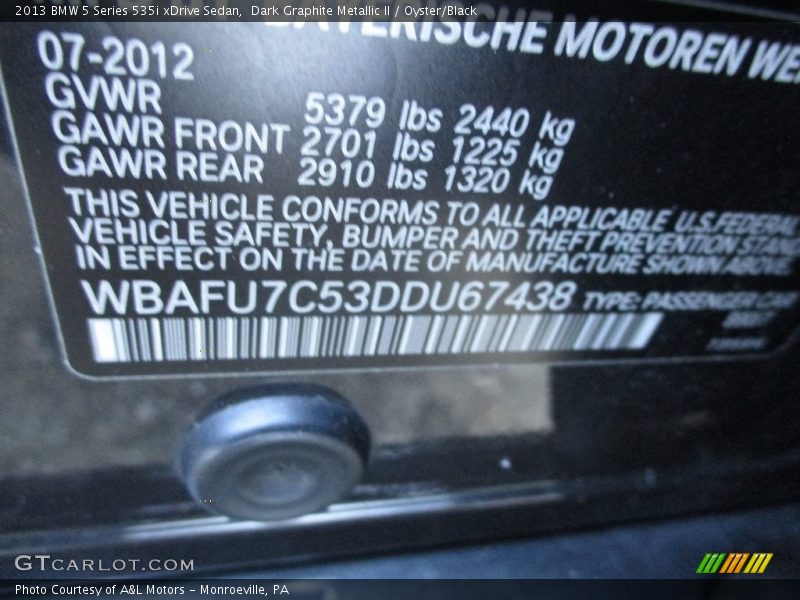 Dark Graphite Metallic II / Oyster/Black 2013 BMW 5 Series 535i xDrive Sedan