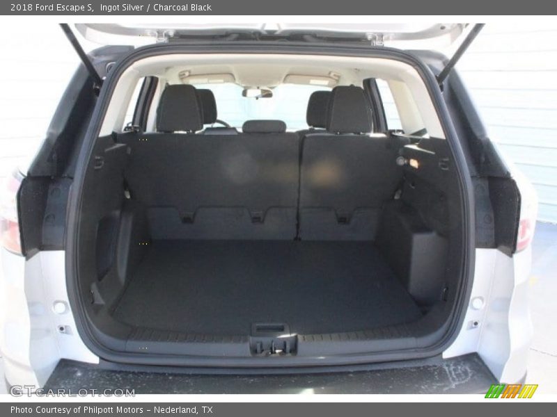 Ingot Silver / Charcoal Black 2018 Ford Escape S