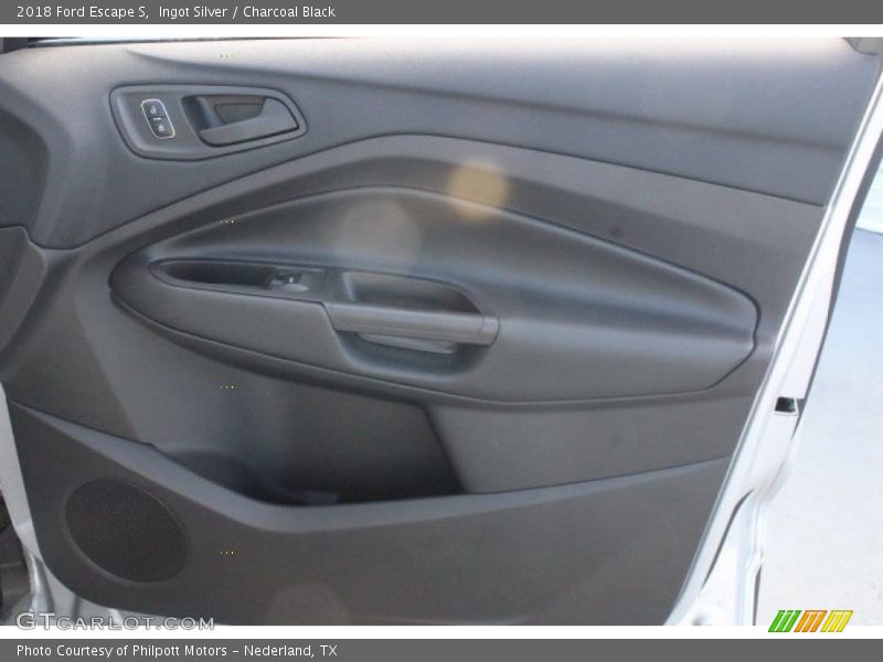 Ingot Silver / Charcoal Black 2018 Ford Escape S