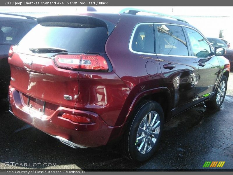 Velvet Red Pearl / Black 2018 Jeep Cherokee Overland 4x4