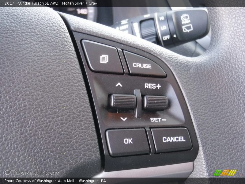 Molten Silver / Gray 2017 Hyundai Tucson SE AWD