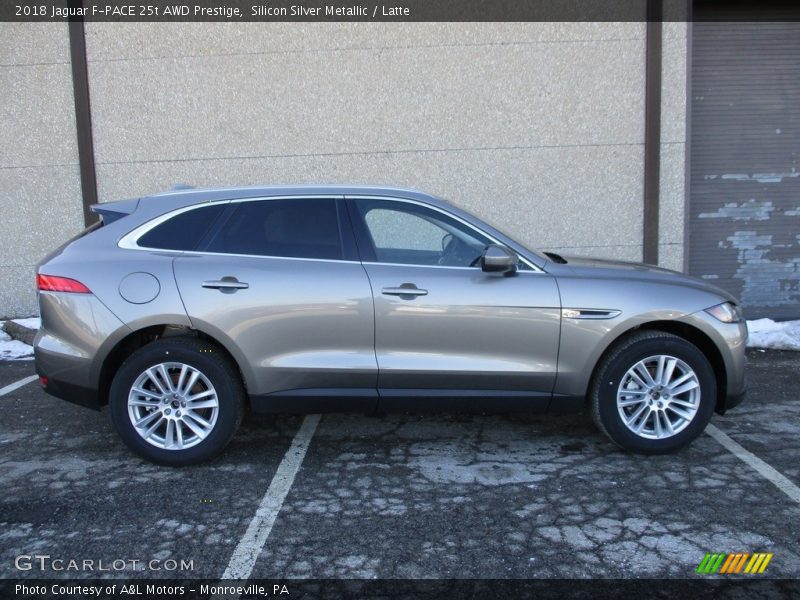 Silicon Silver Metallic / Latte 2018 Jaguar F-PACE 25t AWD Prestige