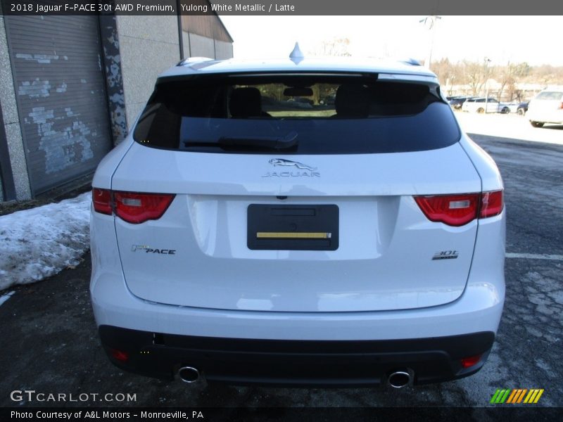 Yulong White Metallic / Latte 2018 Jaguar F-PACE 30t AWD Premium