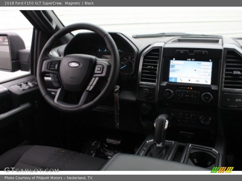 Magnetic / Black 2018 Ford F150 XLT SuperCrew