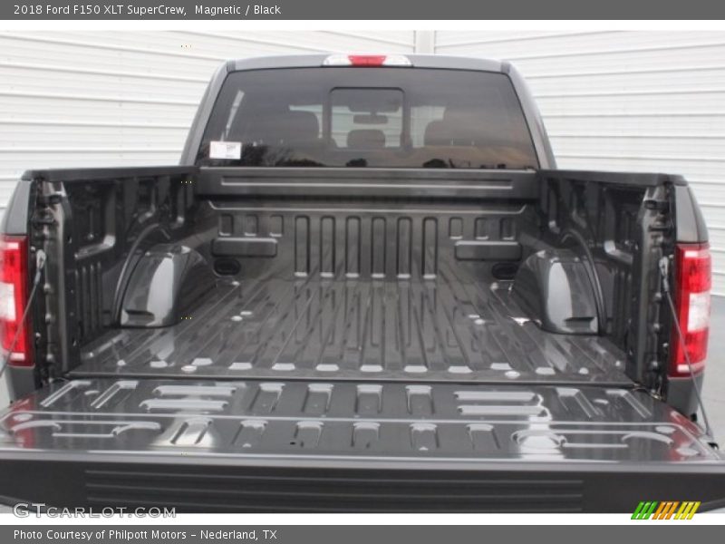 Magnetic / Black 2018 Ford F150 XLT SuperCrew