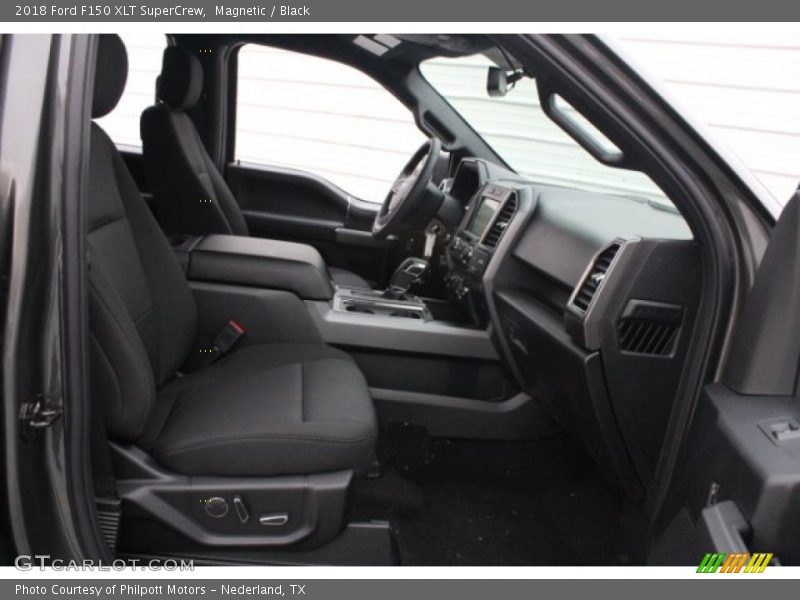 Magnetic / Black 2018 Ford F150 XLT SuperCrew