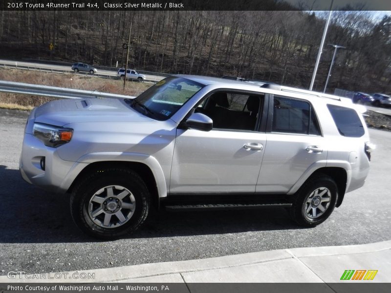Classic Silver Metallic / Black 2016 Toyota 4Runner Trail 4x4