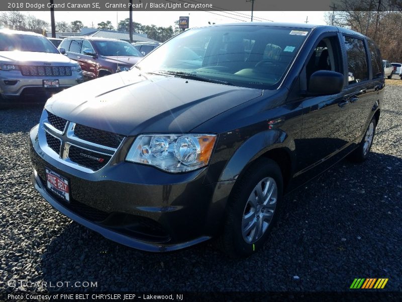 Granite Pearl / Black/Light Graystone 2018 Dodge Grand Caravan SE