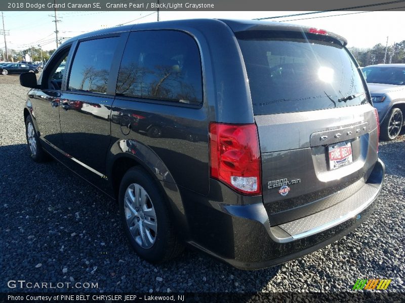 Granite Pearl / Black/Light Graystone 2018 Dodge Grand Caravan SE