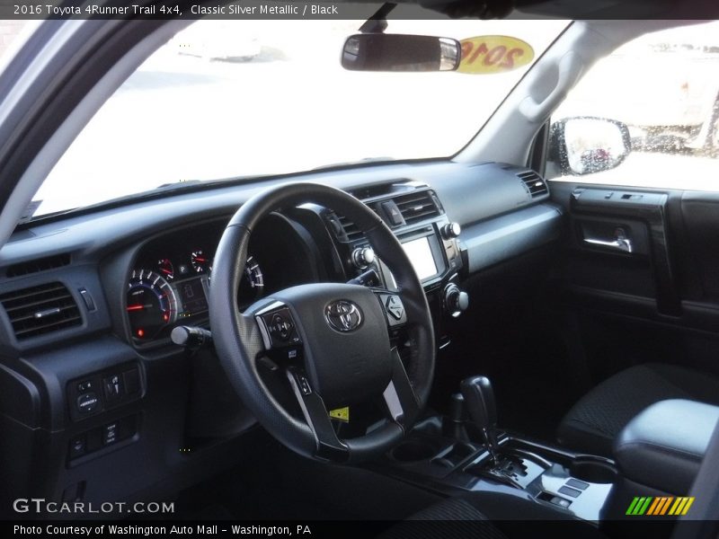 Classic Silver Metallic / Black 2016 Toyota 4Runner Trail 4x4
