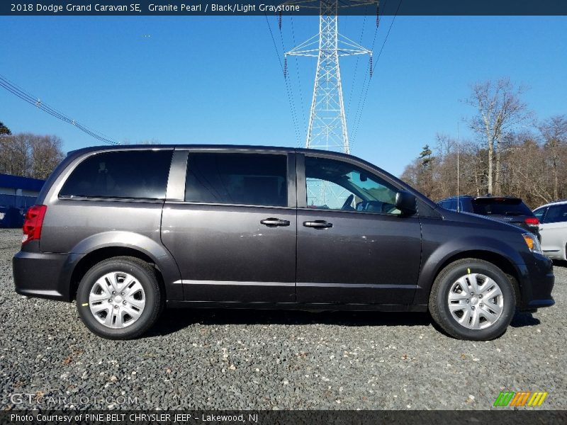 Granite Pearl / Black/Light Graystone 2018 Dodge Grand Caravan SE